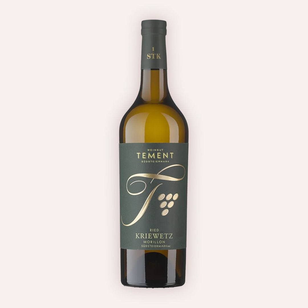 Eine 750 ml Flasche Morillon Ried Kriewetz 1STK Bio 2021vom Winzer Tement aus der Südsteiermark in Österreich.