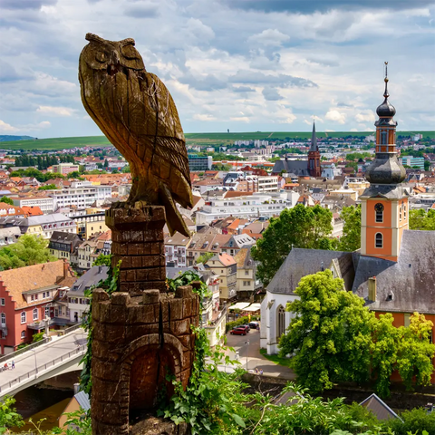 Eulenfigur in der Stadt Bad Kreuznach in der Region Nahe, Deutschland