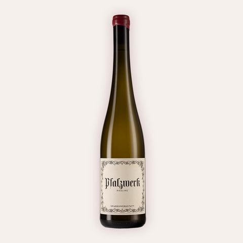 Eine 750 ml Flasche Riesling Pfalzwerk 2024vom Winzer Grabenwerkstatt aus der Wachau in Österreich.