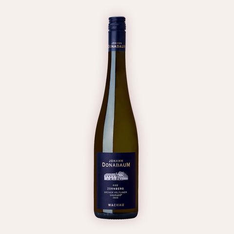 Eine 750 ml Flasche Grüner Veltliner Smaragd Ried Zornberg 2023 vom Winzer Johann Donabaum aus der Region Niederösterreich in Österreich.