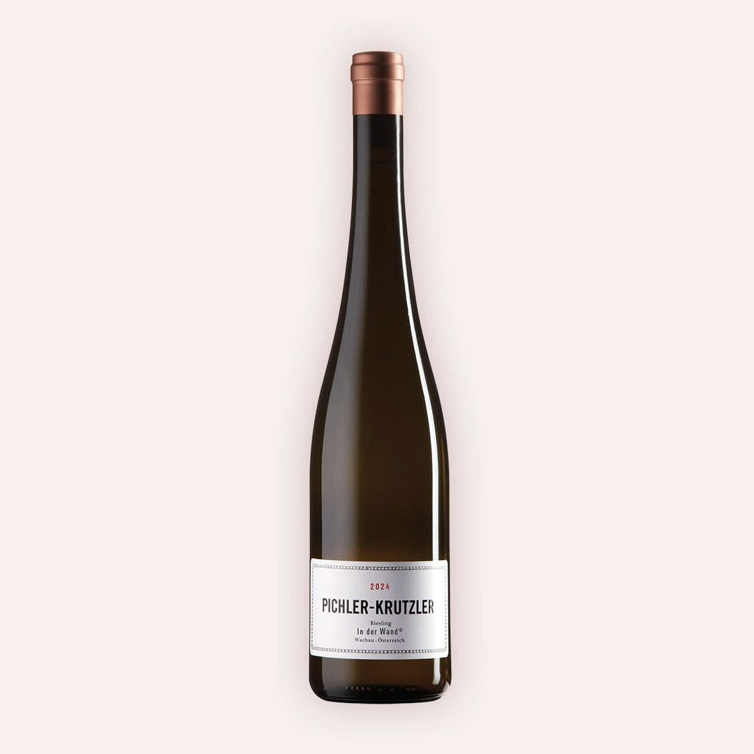 Eine 750 ml Flasche Riesling In der Wand 2024 vom Winzer Pichler-Krutzler aus der Region Niederösterreich in Österreich.