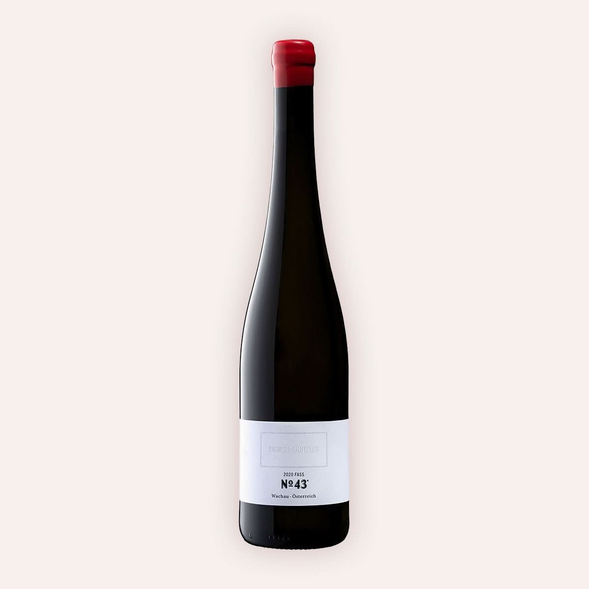 Eine 750 ml Flasche Grüner Veltliner "Fass 43" 2021 vom Winzer Pichler-Krutzler aus der Region Niederösterreich in Österreich.