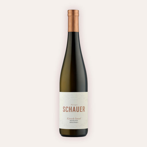 Eine 750 ml Flasche Riesling Kitzeck-Sausal Südsteiermark DAC 2024 vom Winzer Schauer aus der Region Steiermark in Österreich.