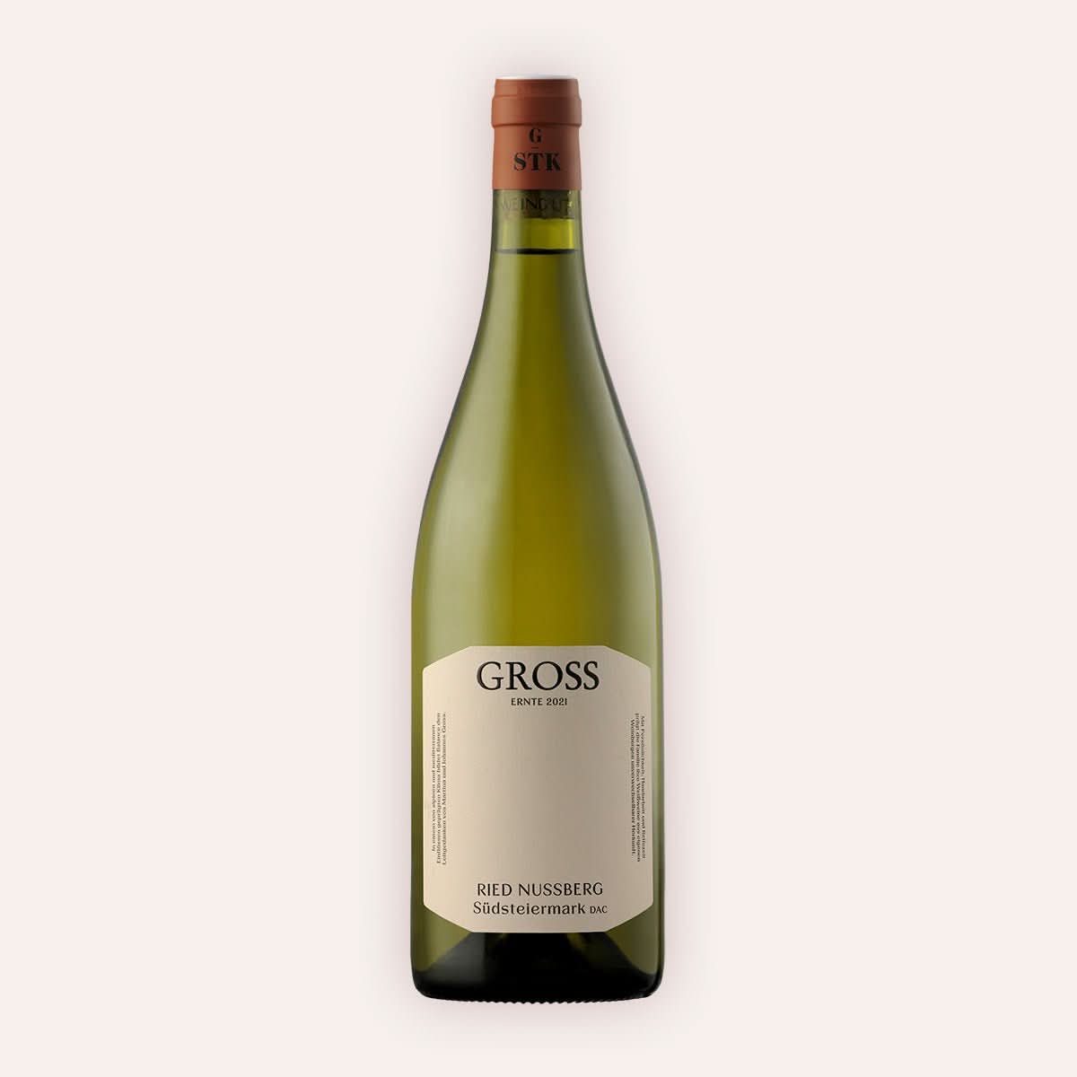 Eine 750 ml Flasche Sauvignon Blanc Ried Nussberg GSTK 2021 vom Winzer Gross aus der Region Steiermark in Österreich.