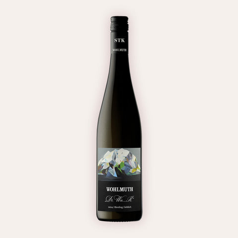 Eine 750 ml Flasche Riesling lieblich "Dr. Wu…. K." 2024vom Winzer Wohlmuth aus der Südsteiermark in Österreich.