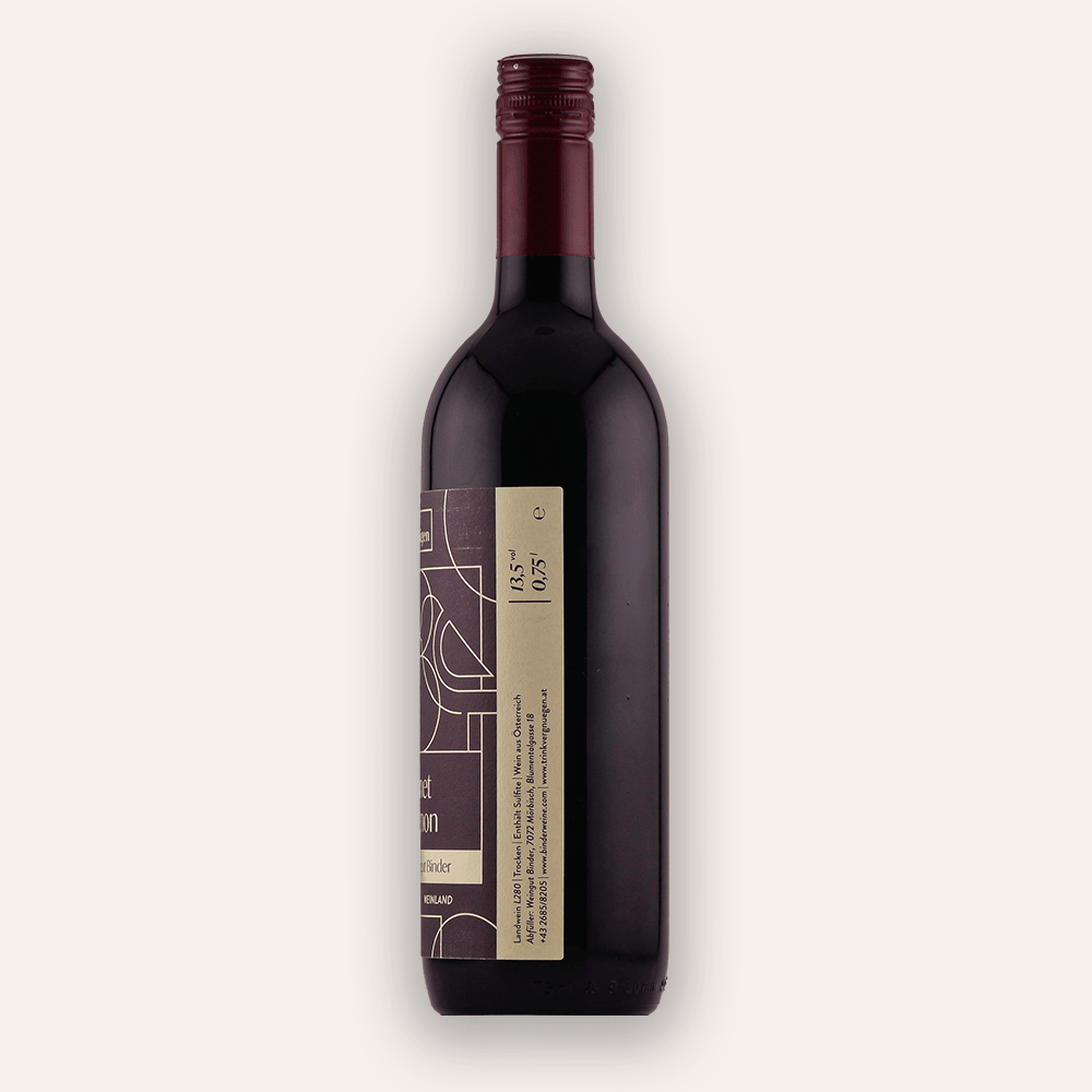Weinflasche Trinkvergnügen Privatkollektion Burgenland – Cabernet Sauvignon 2020 – österreichische Privatkollektion Flasche mit weinroter Schraubkapsel, goldenes ornamentales Etikett