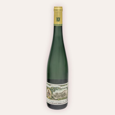 Eine 750 ml Flasche Riesling Abtsberg Auslese Nr. 89 2018vom Winzer Maximin Grünhaus aus der Mertesdorf in Deutschland.
