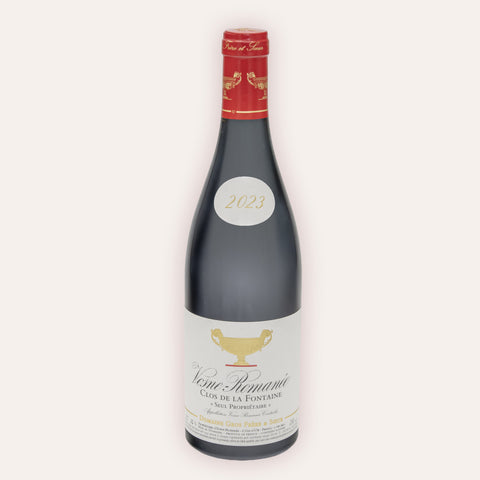Eine 750 ml Flasche Vosne-Romanée Clos de la Fontaine AC 2023vom Winzer Domaine Gros Frère et Soeur aus der Côte de Nuits in Frankreich.