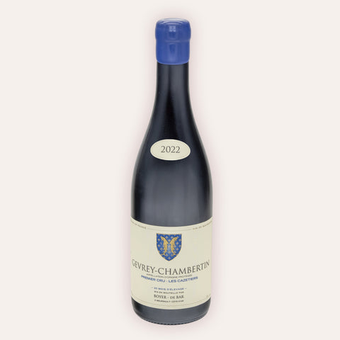 Eine 750 ml Flasche Gevrey-Chambertin "Les Cazetiers" Premier Cru 2022vom Winzer Boyer-De Bar aus der Côte de Nuits in Frankreich.