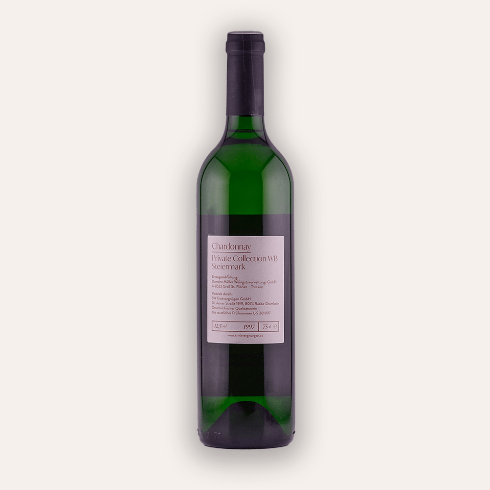 Rückseite der Weinflasche Trinkvergnügen Privatkollektion Steiermark – Chardonnay Reserve 1997 – österreichische Privatkollektion, goldenes Etikett