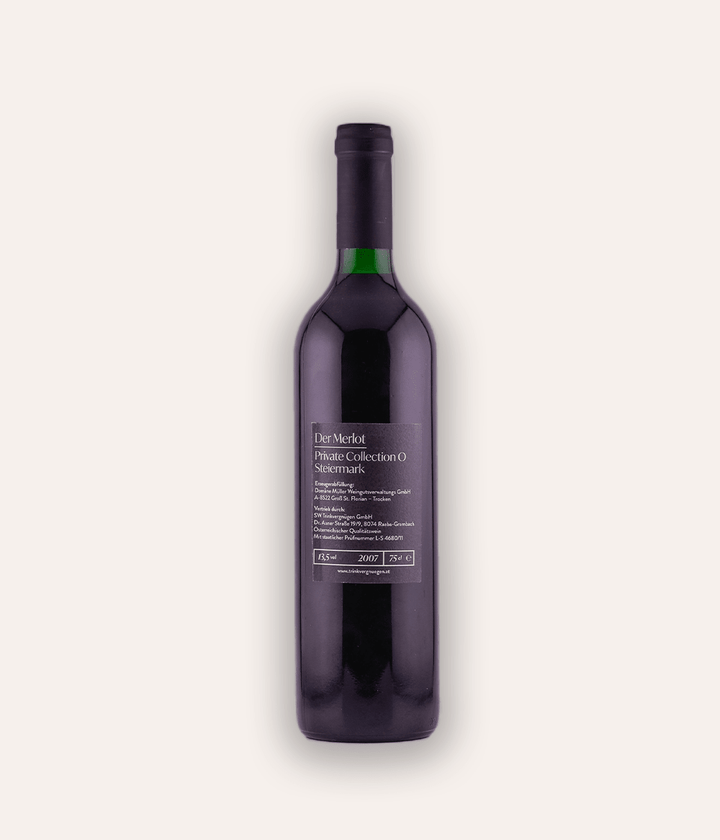 Weinflasche Trinkvergnügen Privatkollektion Steiermark – Merlot 2007 – österreichische Privatkollektion Flasche mit weinroter Schraubkapsel, goldenes ornamentales Etikett