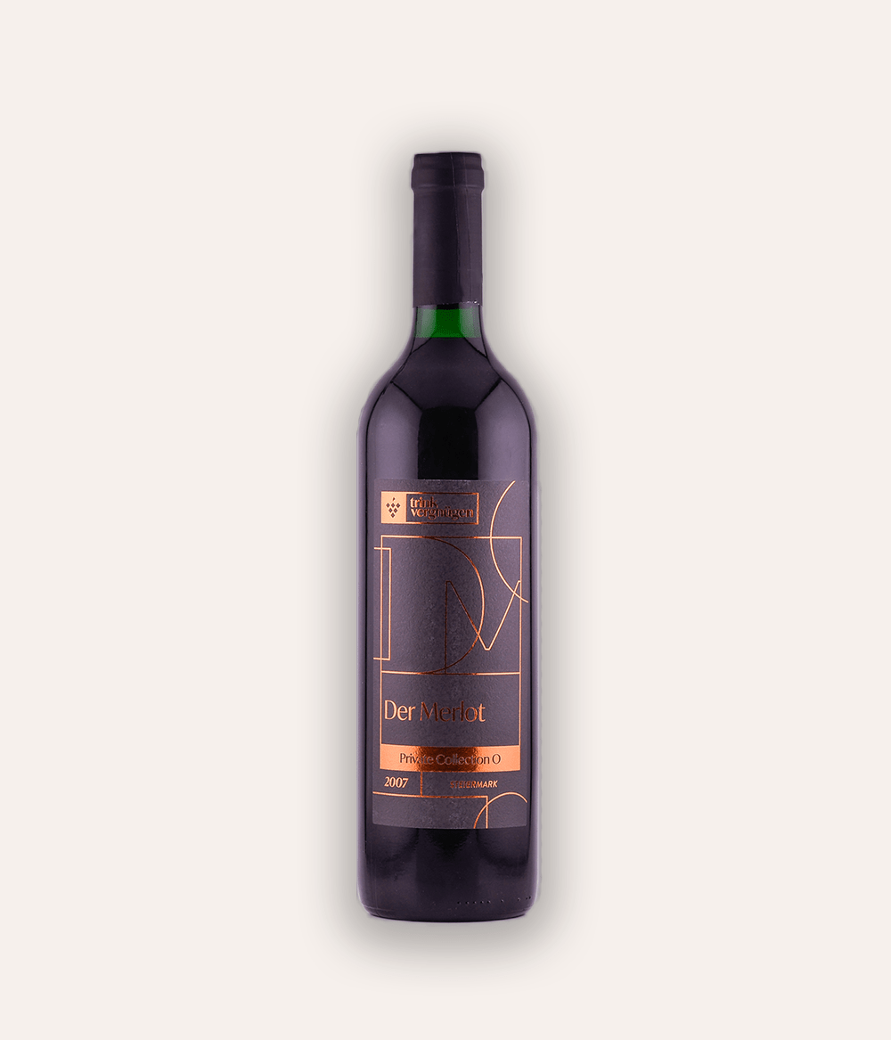 Weinflasche Trinkvergnügen Privatkollektion Steiermark – Merlot 2007 – österreichische Privatkollektion Flasche mit weinroter Schraubkapsel, goldenes ornamentales Etikett