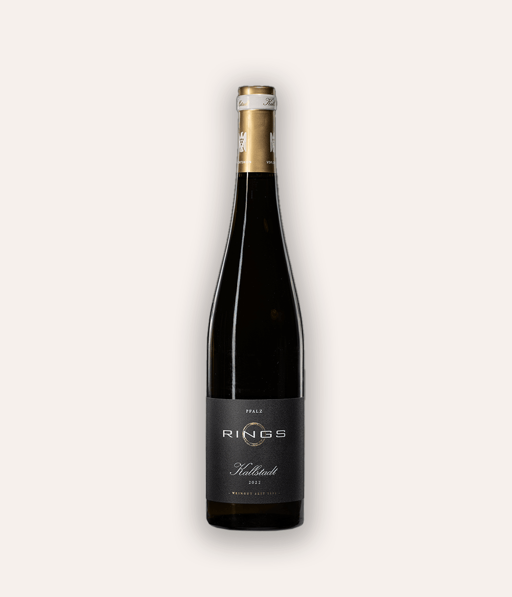 Weinflasche Rings – Riesling Kallstadt VDP.Ortswein 2022 – Pfalz-Flasche mit goldener VDP-Schraubkapsel, dunkles Rücketikett mit Pfalz und Weinsorte, Bio-zertifiziert