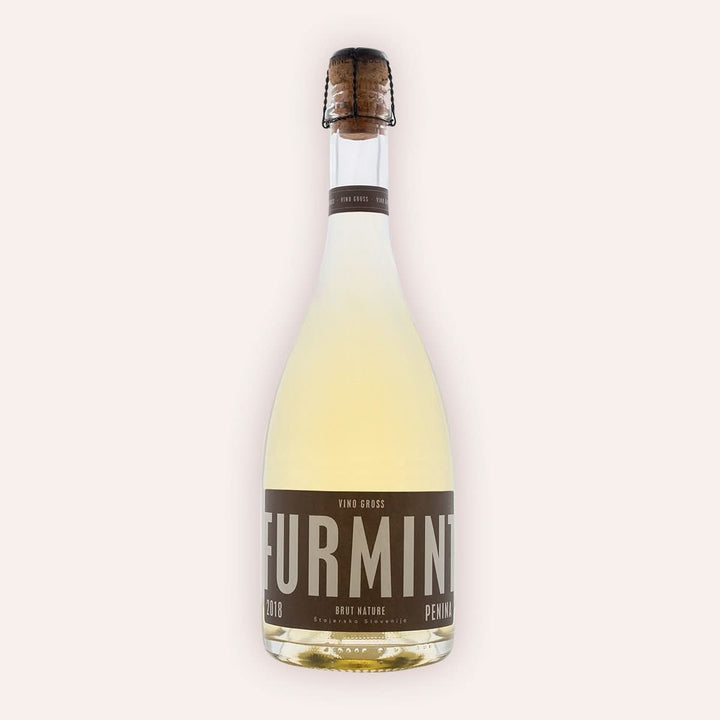 Eine 750 ml Flasche Penina Furmint brut nature Štajerska Slovenija 2023vom Winzer Vino Gross aus der Štajerska Slovenija in Slowenien.