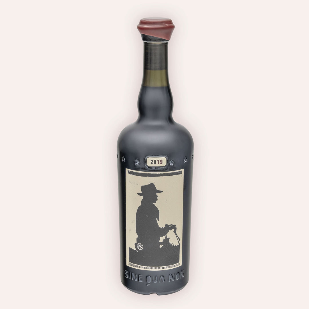 Eine 750 ml Flasche Syrah Eleven Confession Vineyard 2019vom Winzer Sine Qua Non aus der Santa Barbara County AVA in Kalifornien (USA).