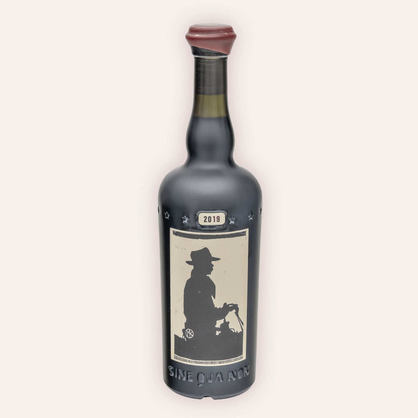 Eine 750 ml Flasche Syrah Eleven Confession Vineyard 2019vom Winzer Sine Qua Non aus der Santa Barbara County AVA in Kalifornien (USA).